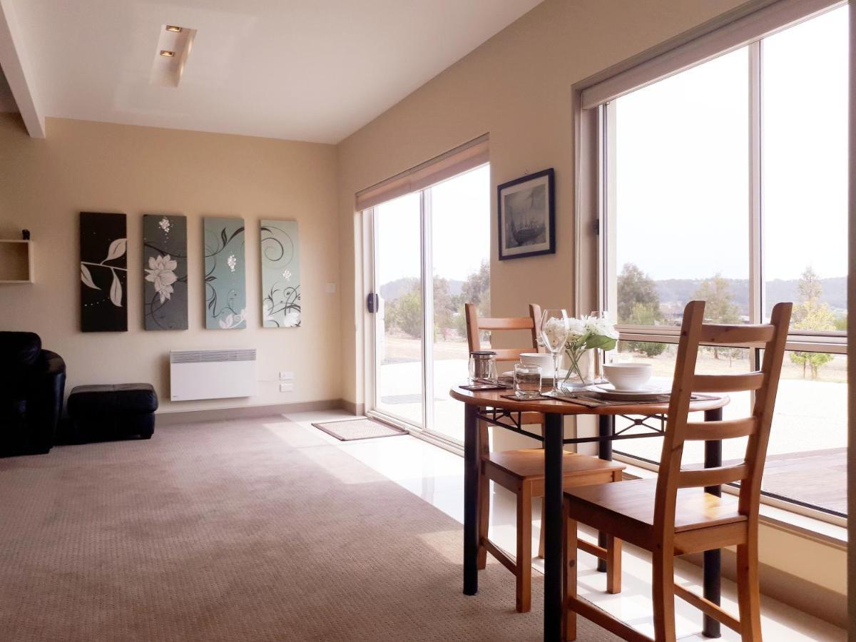 Hotel Couples Retreat With Mountain View Near Hobart Sandford Exterior foto